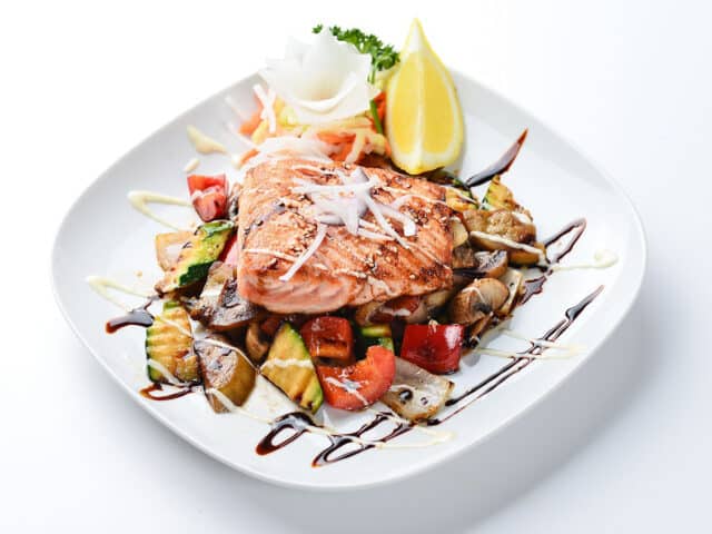 Lachs Braten So Gelingt Der Perfekte Lachs In Der Pfanne Cooknsoul De