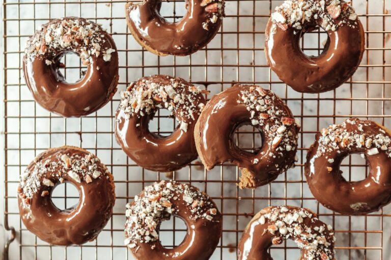 Donuts aus dem Backofen: Grundrezept für schnelle Donuts | cooknsoul.de