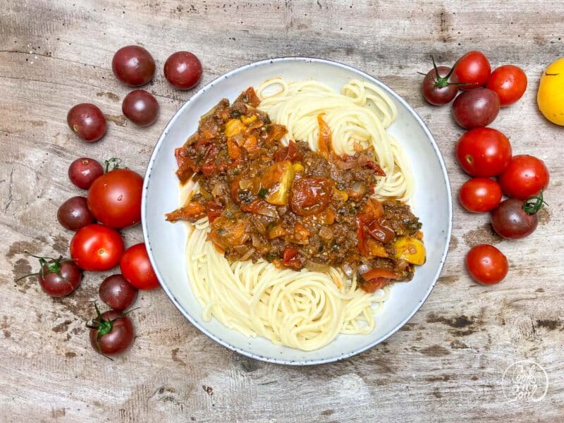 Ragu alla Bolognese: italienische Hackfleischsauce Bologneser Art ...